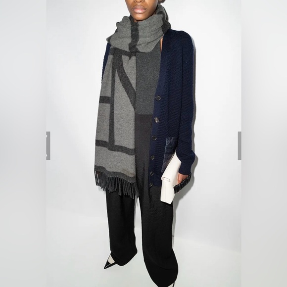 Toteme Accessories - Authentic Toteme monogram scarf